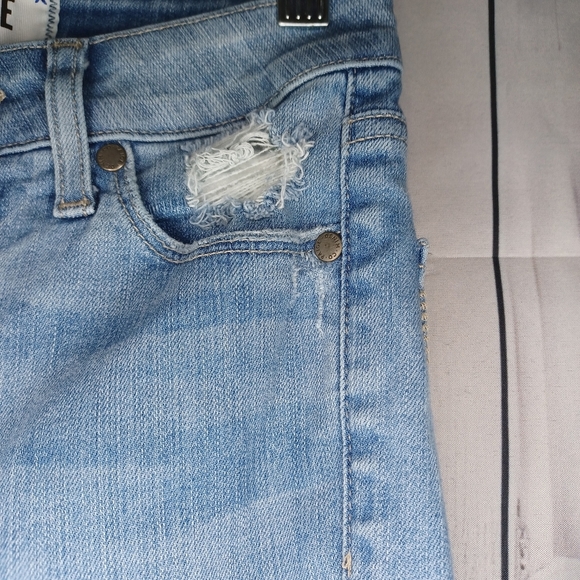 Paige Collette crop flare raw hem jeans - Picture 5 of 14